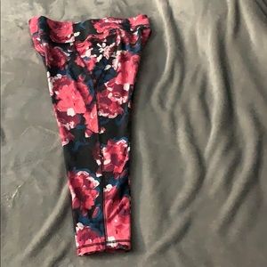 Livi active 7/8 workout legging size 14/16